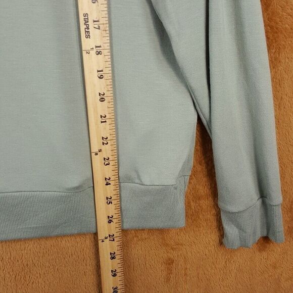 BEYOND YOGA Sweatshirt Mens Medium Green Pullover Crew ALWAYS BEYOND Super Soft - Picture 8 of 9